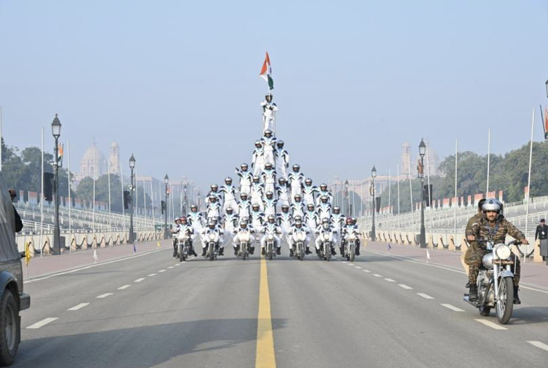 Indian Army’s Daredevils set new world record for highest human pyramid